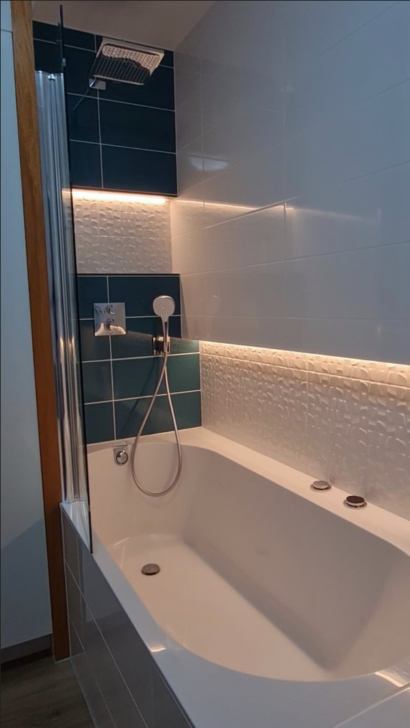 Rénovation d&rsquo;une salle bain pour en faire une salle de bain&nbsp;connectée